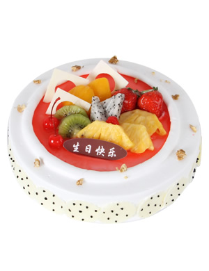 圆形鲜奶蛋糕，时令水果装饰，巧克力片围边装饰
